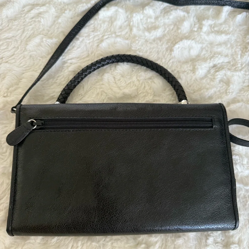 EUC Brighton Black Leather Trifold Wallet Crossbody Bag